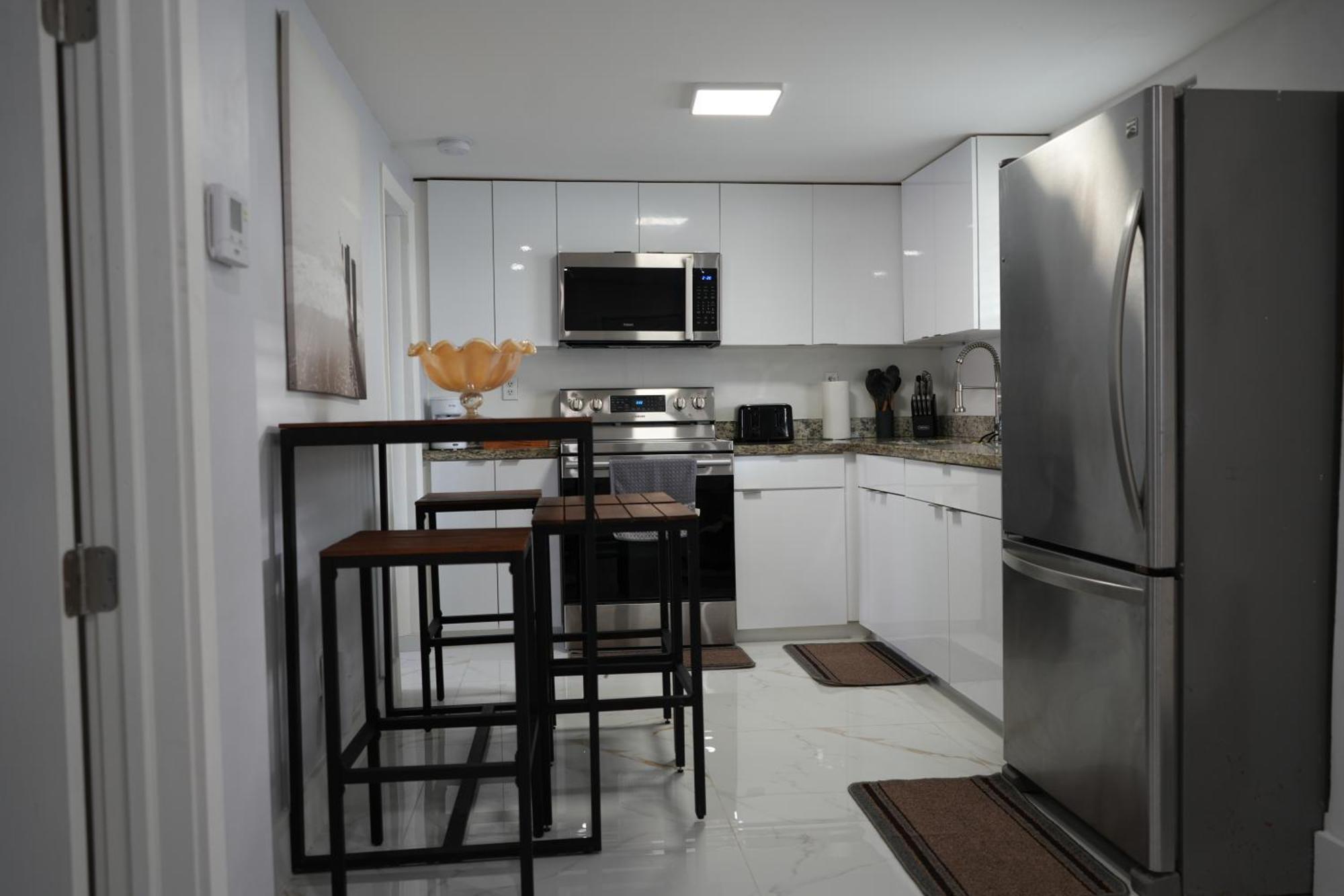 Charming Two Bedroom Apartment. Miami Eksteriør bilde
