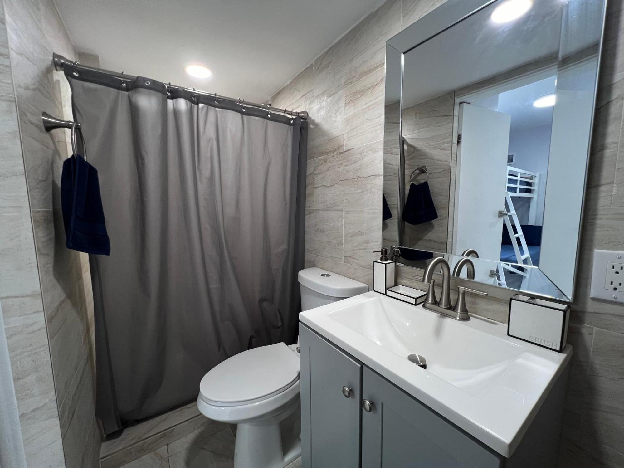 Charming Two Bedroom Apartment. Miami Eksteriør bilde
