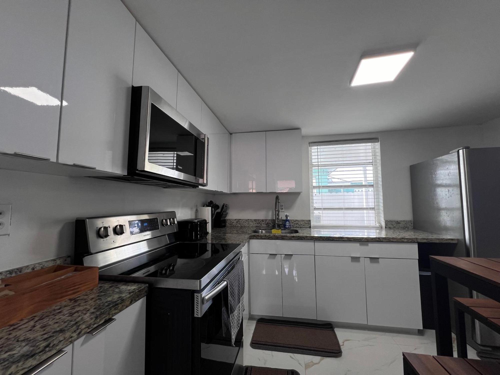 Charming Two Bedroom Apartment. Miami Eksteriør bilde